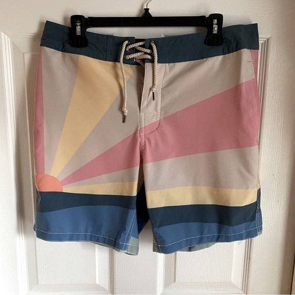 Faherty Other - Faherty Soleil Board Shorts Mens 32